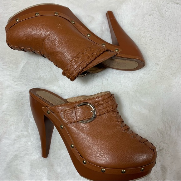 Charles Albert Faux Leather Clogs Size 9 - Picture 1 of 15